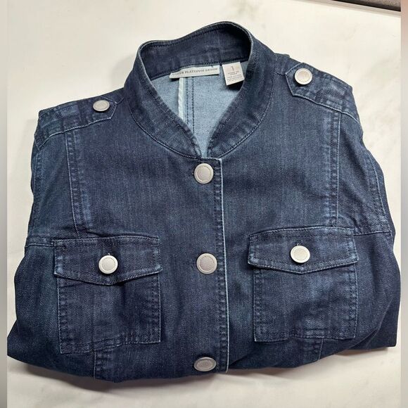 Chico’s Platinum Dark Wash Jean Jacket Women's Sz 1 (8/M),  Stretch Denim - Picture 1 of 11